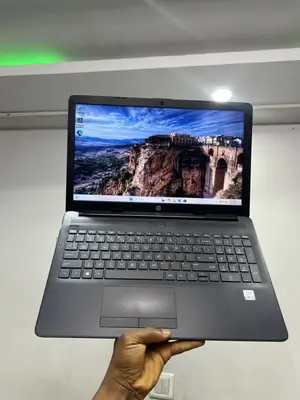 Laptop HP 15-da2933nia 8GB Intel Core i5 SSD 512GB