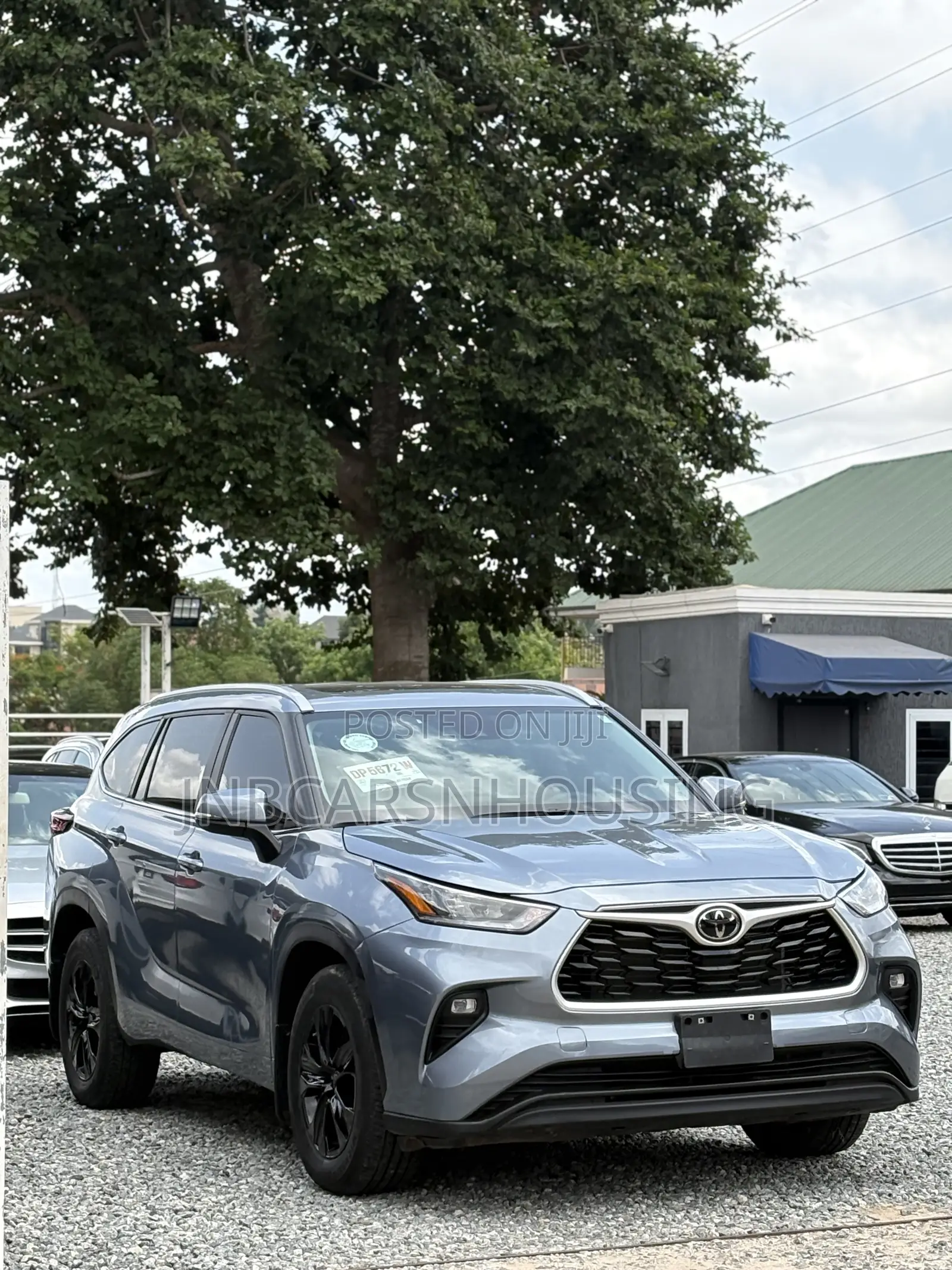 Toyota Highlander XLE AWD 2024 Blue