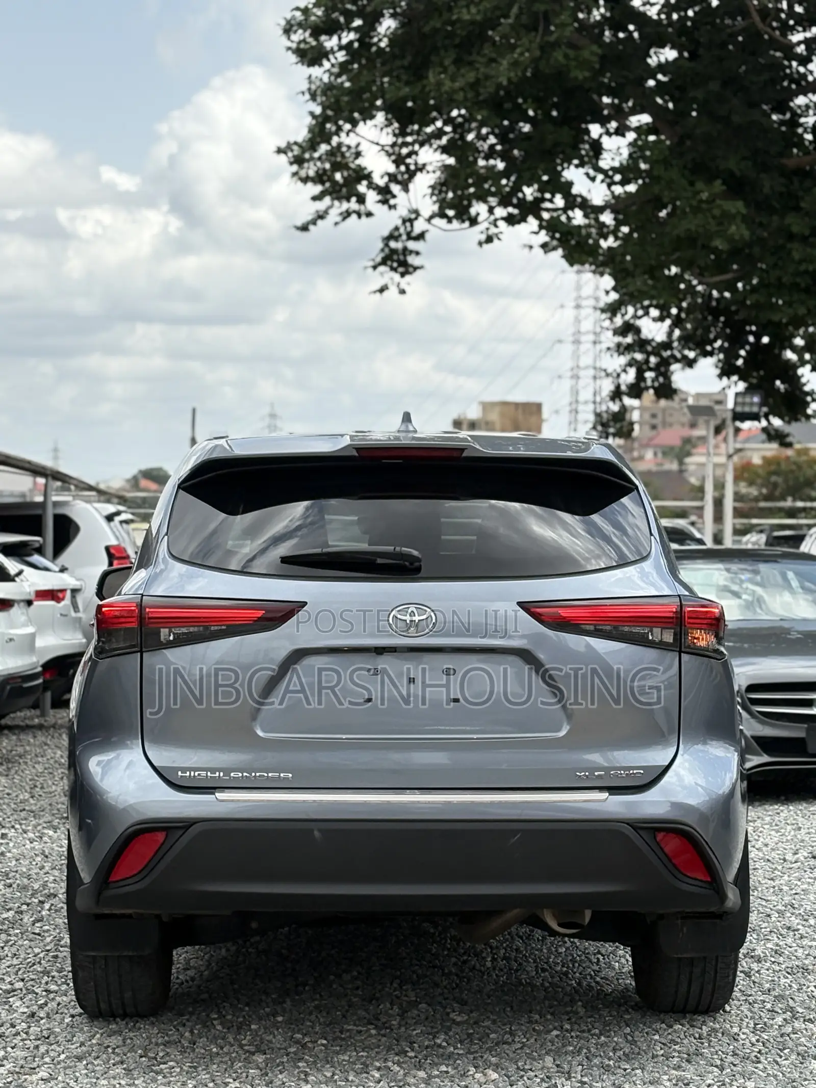Toyota Highlander XLE AWD 2024 Blue