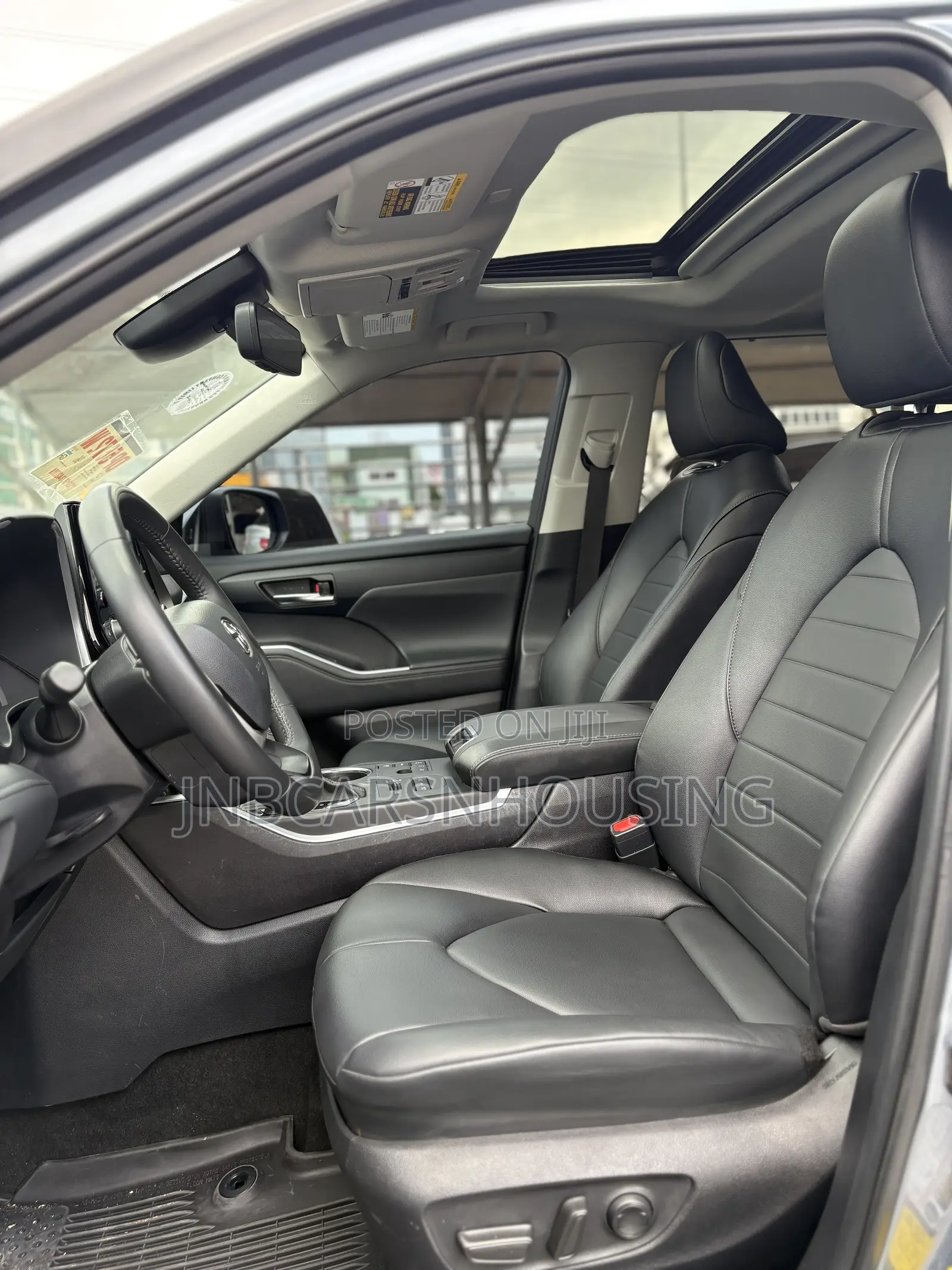 Toyota Highlander XLE AWD 2024 Blue