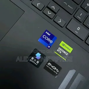 New Laptop HP Omen Max 16 32GB AMD Ryzen 9 SSD 1T