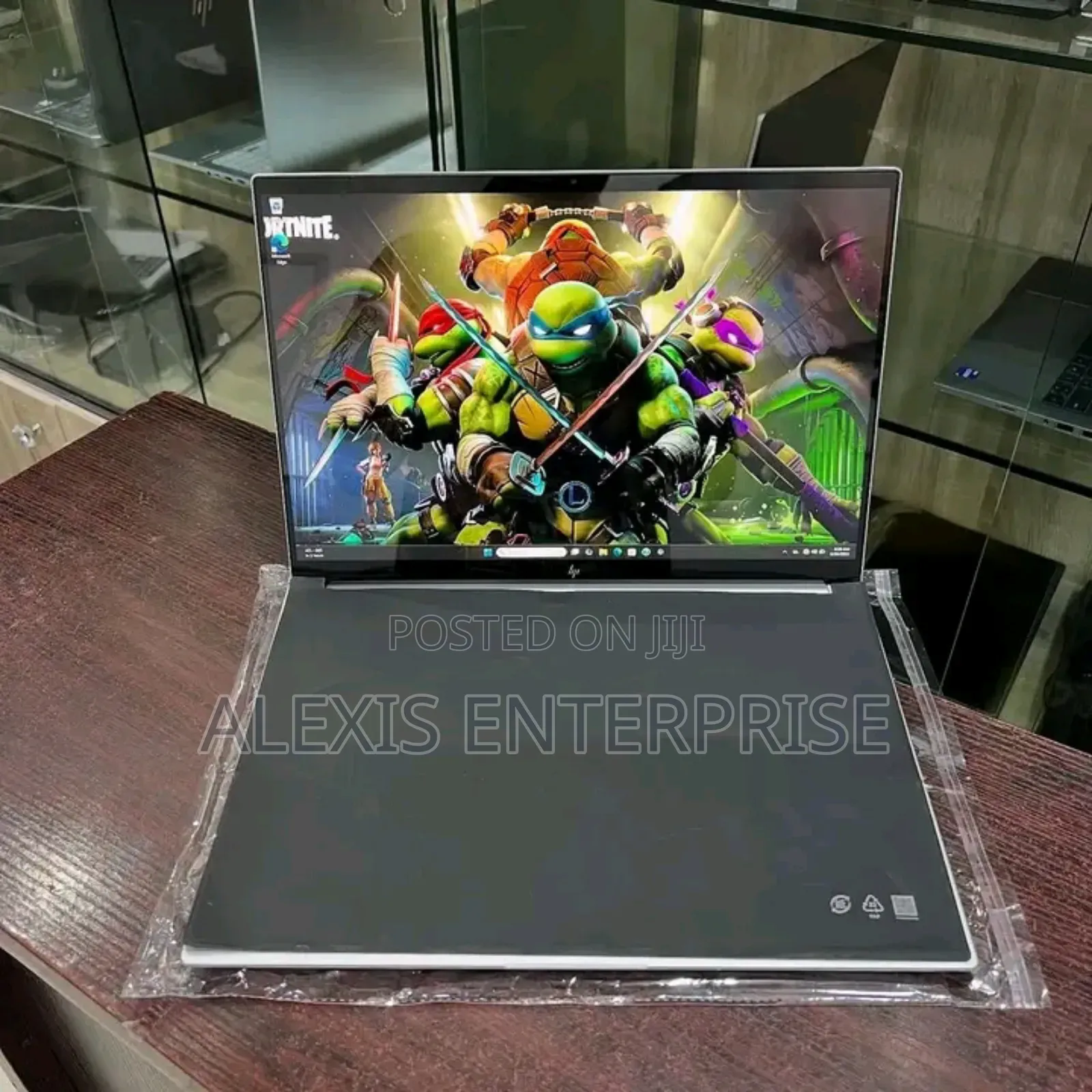 New Laptop HP Pavilion 15 16GB Intel Core i9 SSD 1T