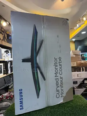 Samsung 32" Class Cr50 Curved Full Hd Monitor - Refresh 5