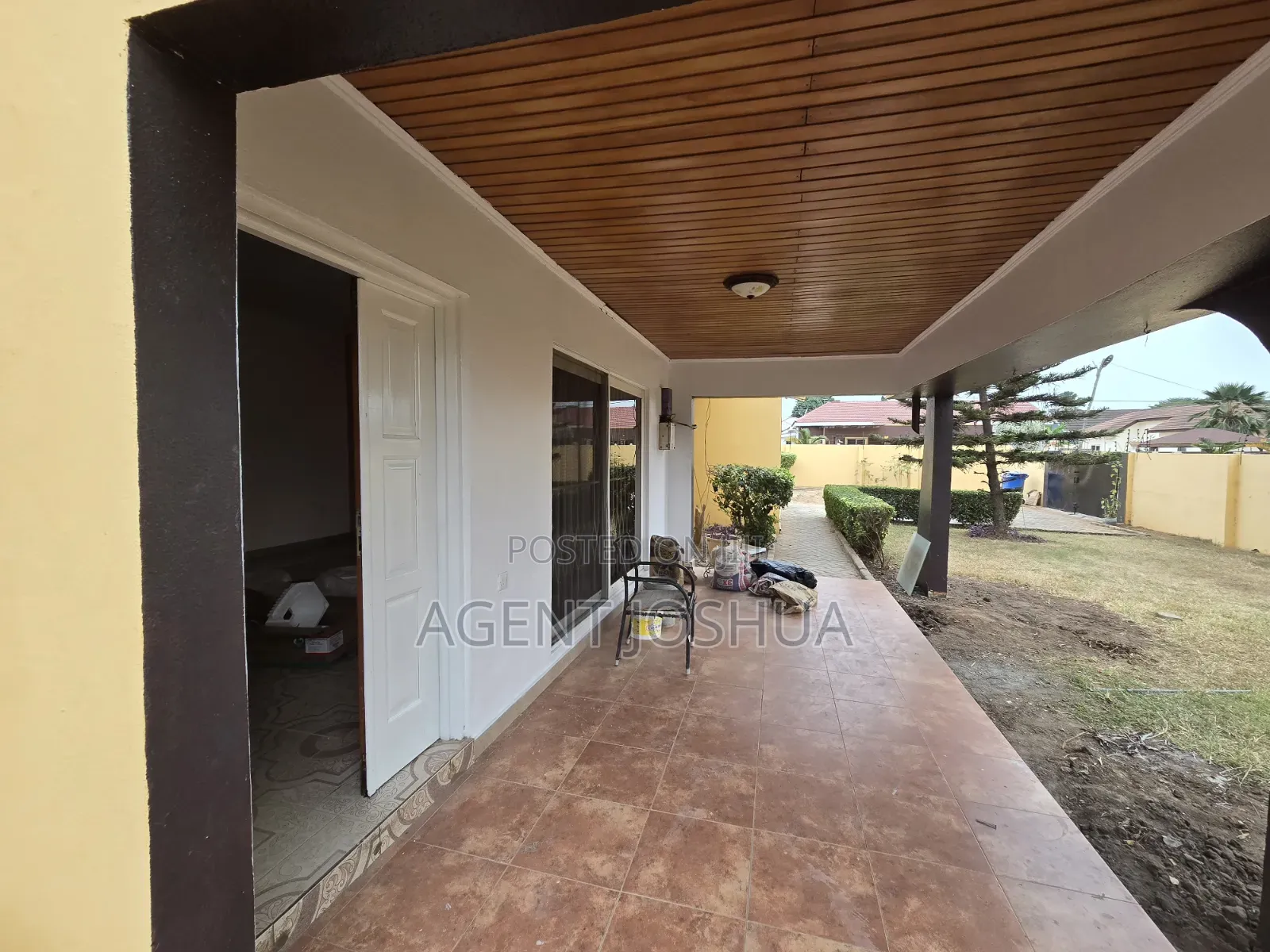4bdrm House in Manet Court Estate for rent