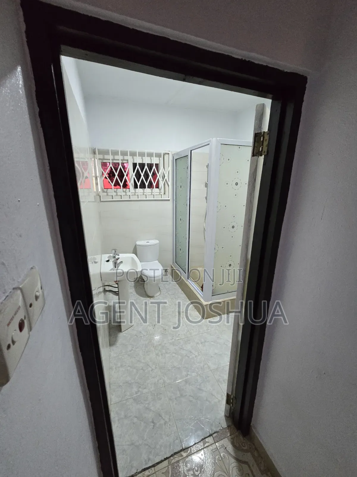 4bdrm House in Manet Court Estate for rent