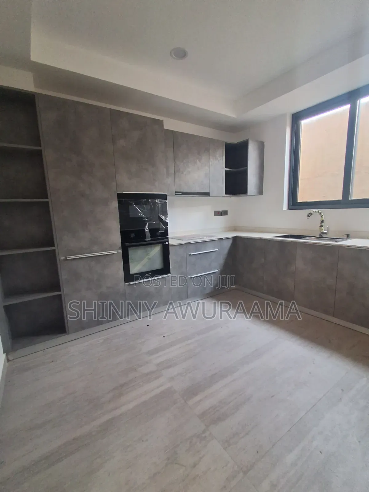5bdrm House in East Legon, Boundary Road Area for rent