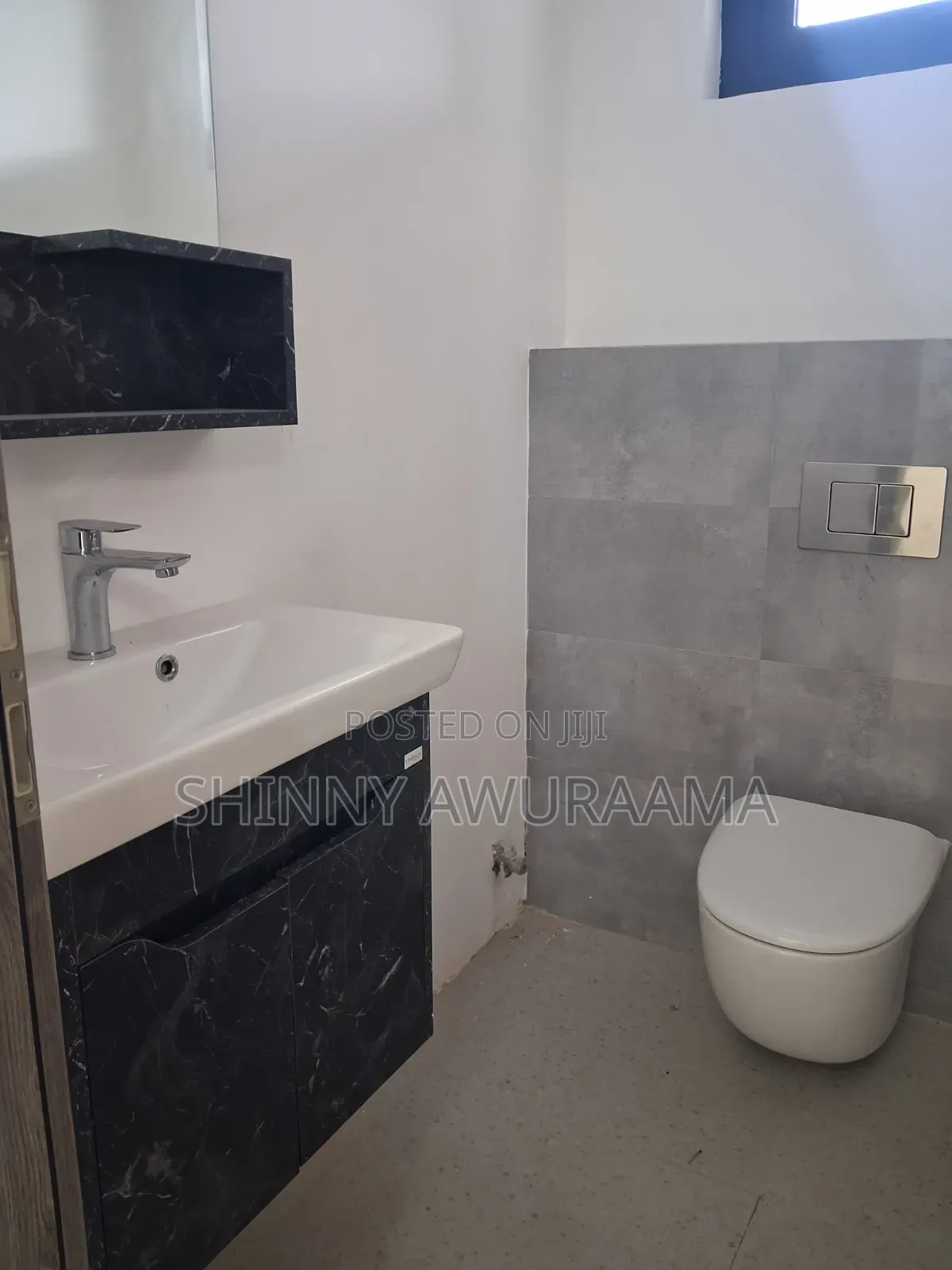 5bdrm House in East Legon, Boundary Road Area for rent