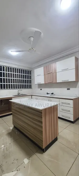 2bdrm Apartment in East Legon, Boundary Road Area for rent