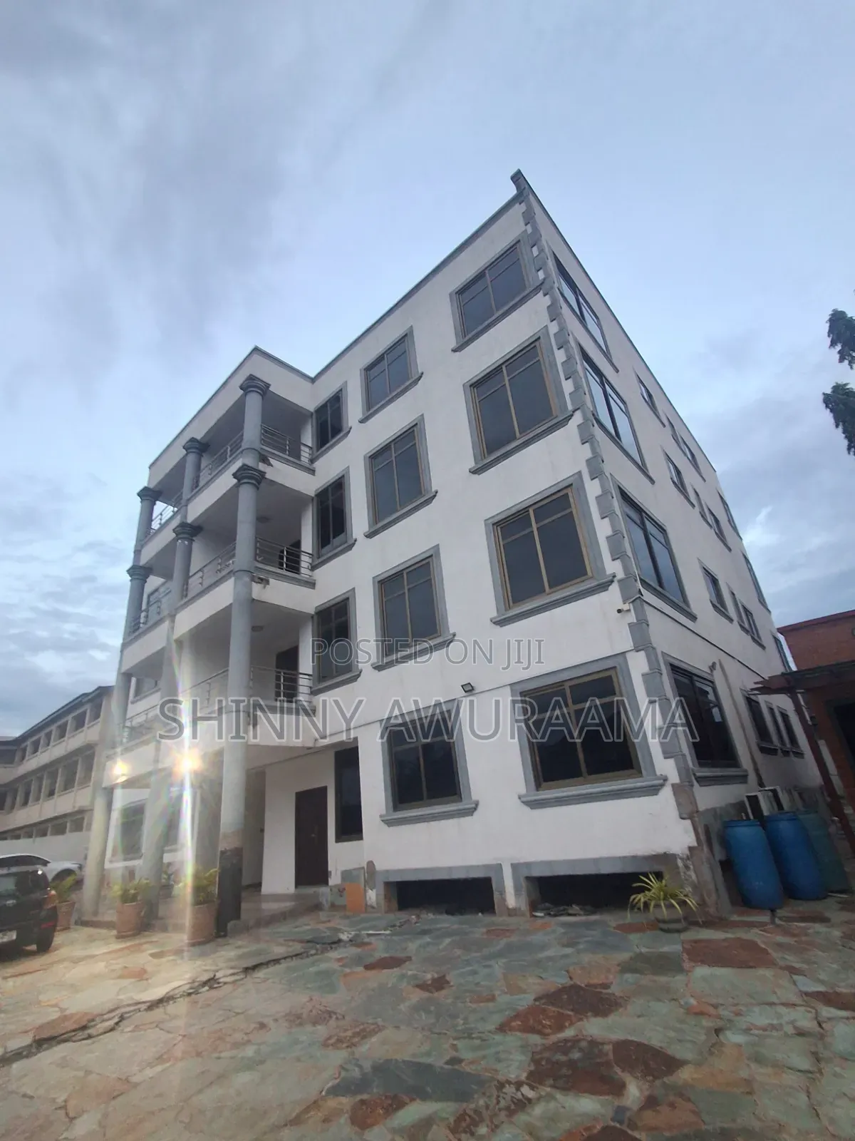 2bdrm Apartment in East Legon, Boundary Road Area for rent