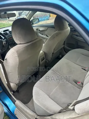 Toyota Corolla L 4dr Sedan (1.8L 4cyl 5M) 2013 Blue