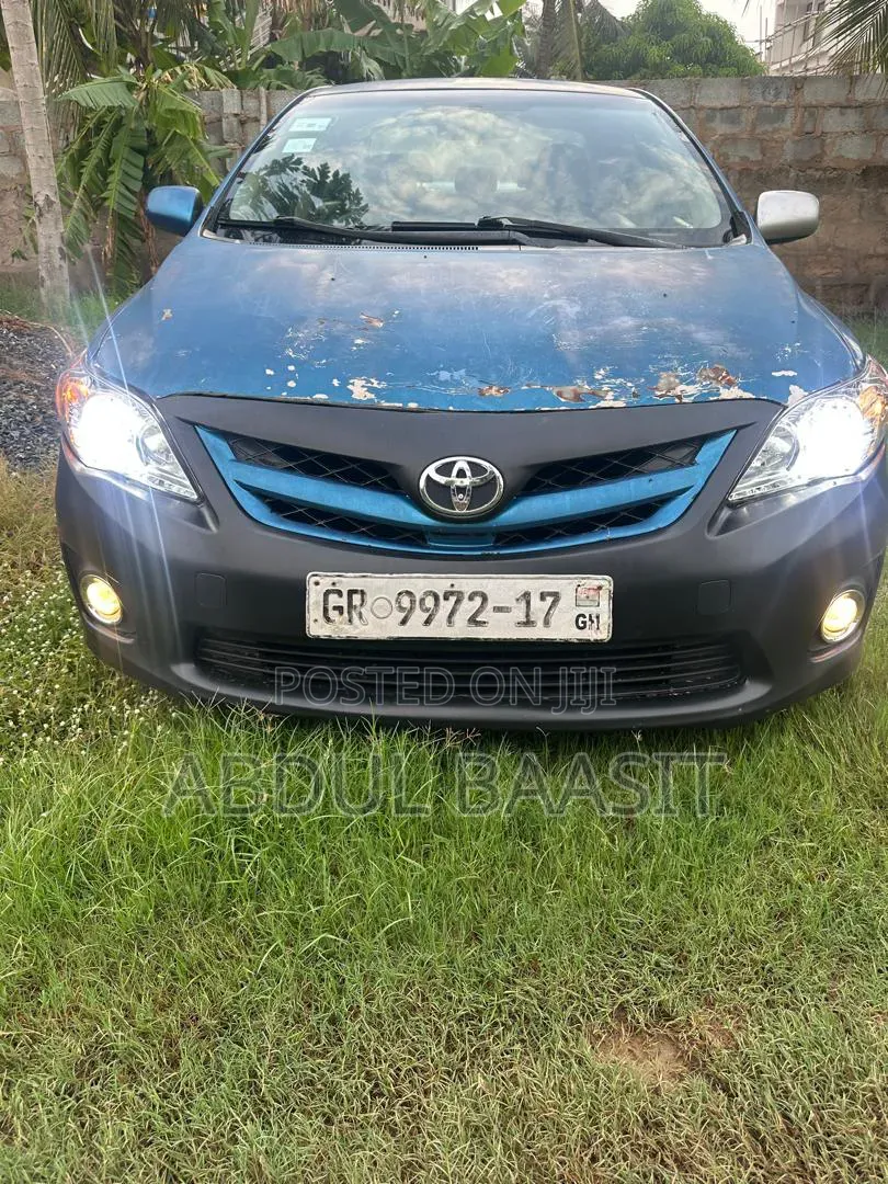 Toyota Corolla L 4dr Sedan (1.8L 4cyl 5M) 2013 Blue