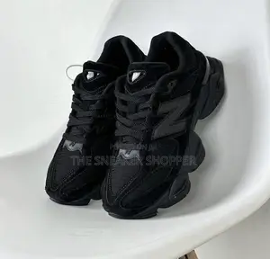 Newbalance 9060 Black Cat Sneaker
