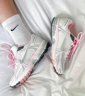 Og Nike Zoom Vomero Pink Sneakers