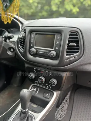 Jeep Compass Sport FWD 2018 White