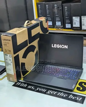 New Laptop Lenovo Legion 7 16GB Intel Core i7 SSD 1T