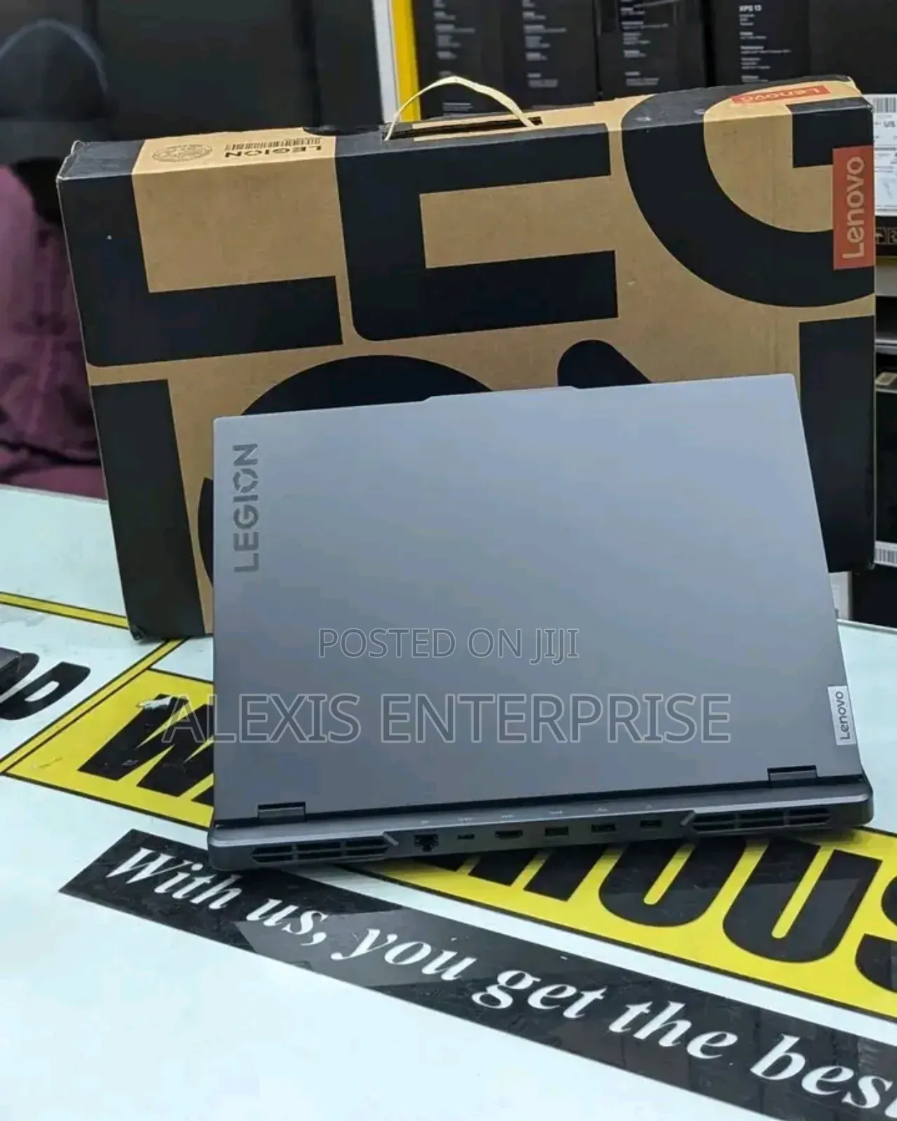 New Laptop Lenovo Legion 7 16GB Intel Core i7 SSD 1T