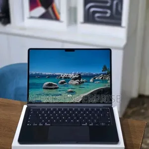 New Laptop Apple MacBook Air 2024 M3 13-inch 16GB Apple M3 SSD 512GB