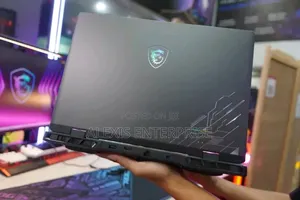 New Laptop MSI Cyborg 15 16GB Intel Core i7 SSD 1T