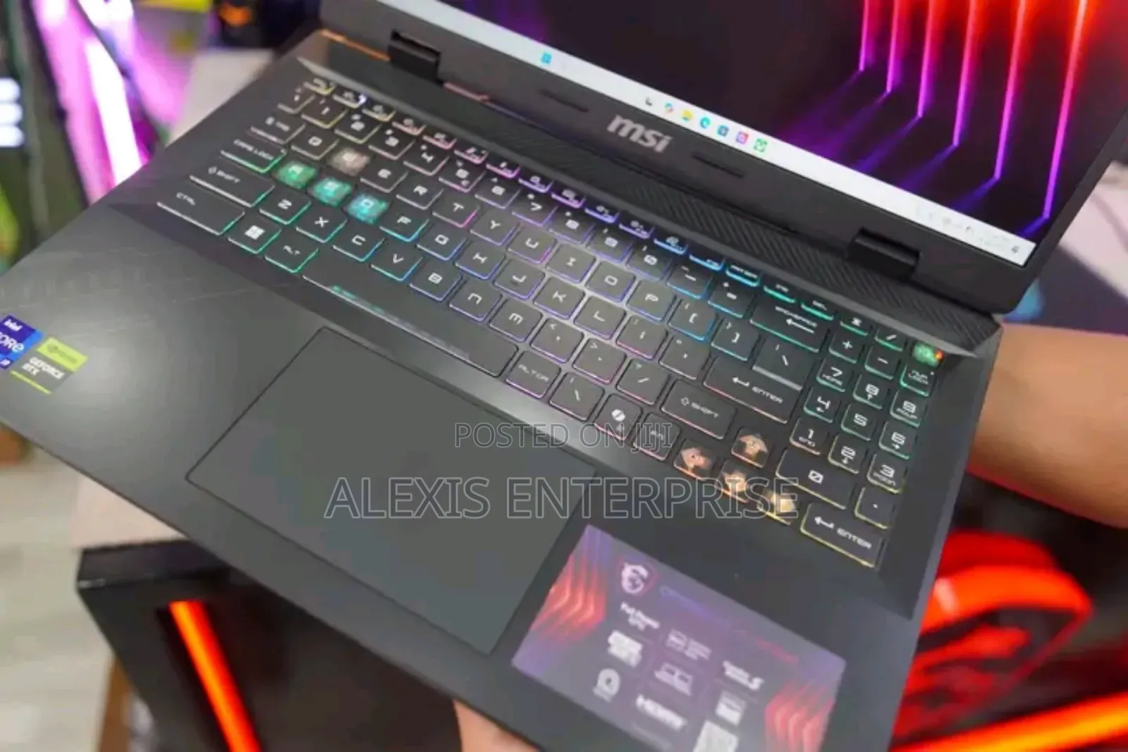New Laptop MSI Cyborg 15 16GB Intel Core i7 SSD 1T