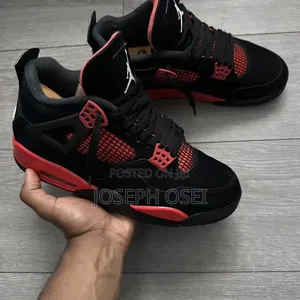 Jordan 4 Retro