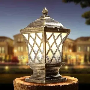 Standing Gate Lamp