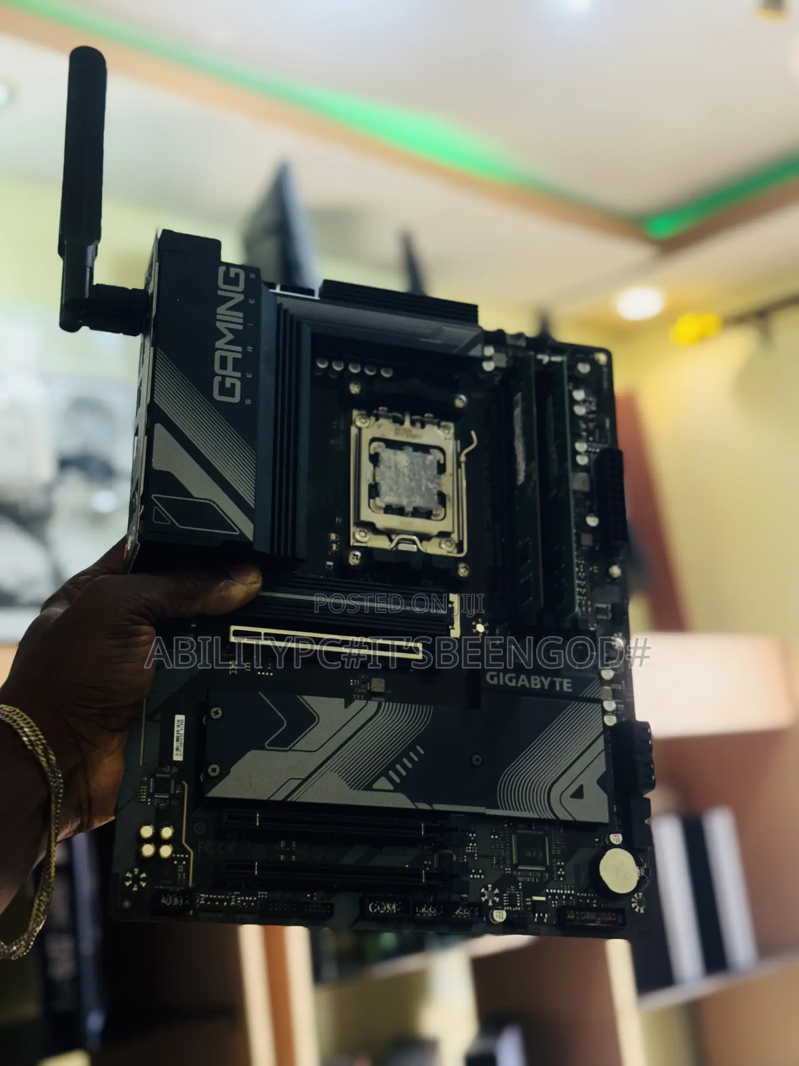 Ryzen 7 7700 Cpu B650 Gigabyte (Ddr5)