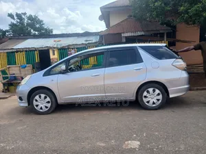 Honda Fit 2013 Silver