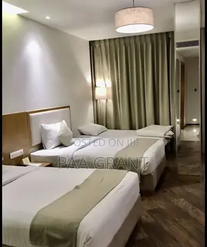 Make Every Bed Inviting (2 Pure Cotton Hotel Bedsheets ,4 Pillow Cases