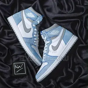Air Jordan 1 Retro High Og "Hyper Royal" Sneakers