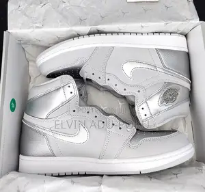Air Jordan 1 Retro High Og Neutral Grey Sneakers