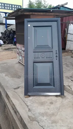 High Quality Anti Rust Black/ Gray Single Door Available in Sizes