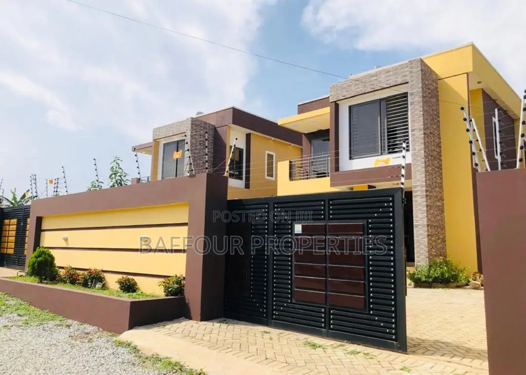 4bdrm House in East Legon for rent