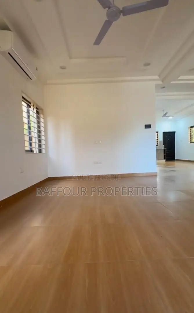 4bdrm House in East Legon for rent