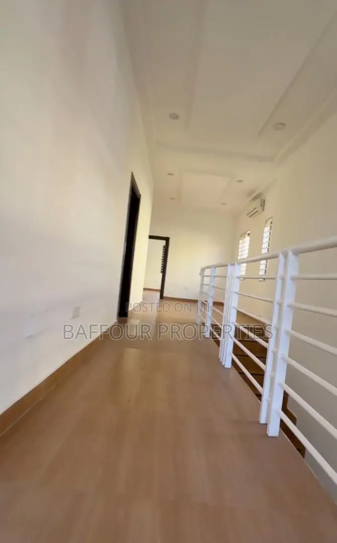 4bdrm House in East Legon for rent