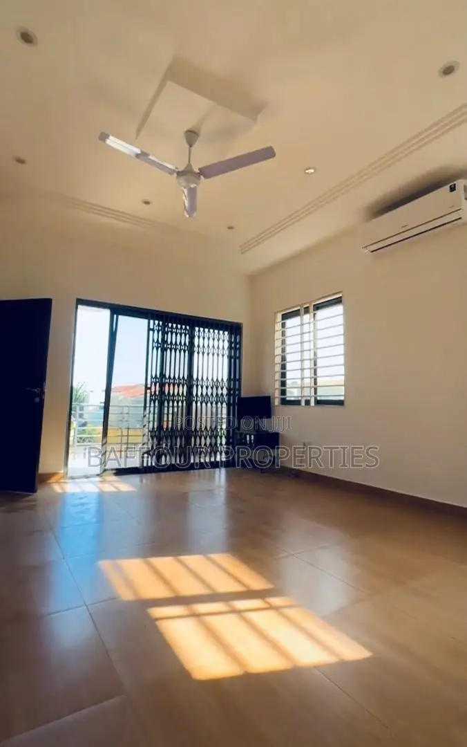 4bdrm House in East Legon for rent