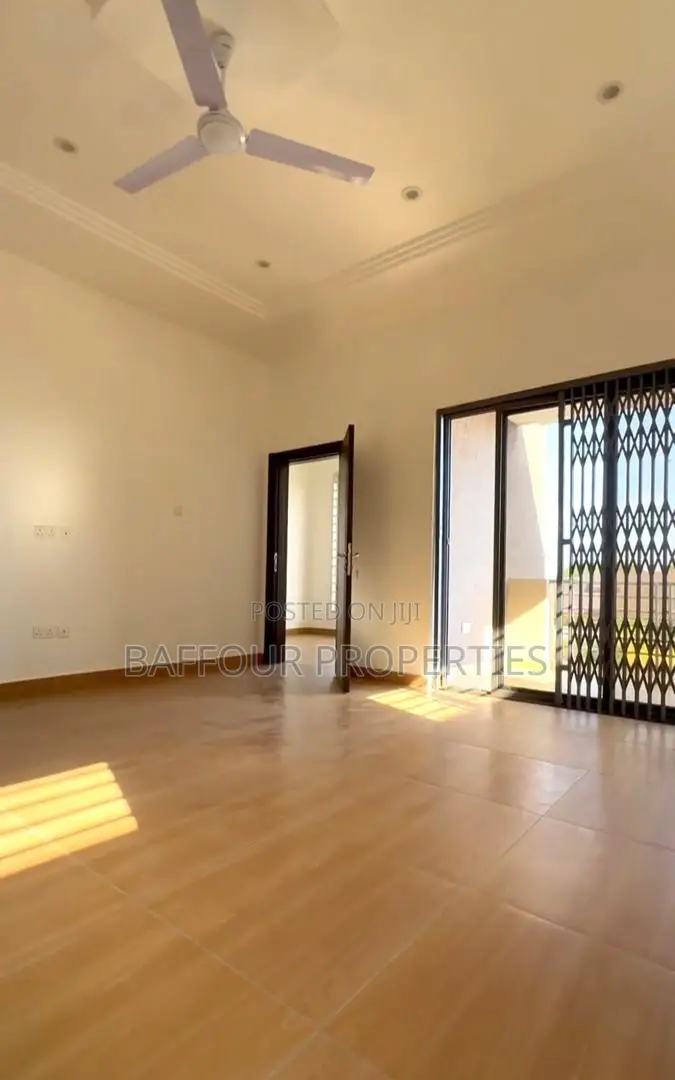 4bdrm House in East Legon for rent