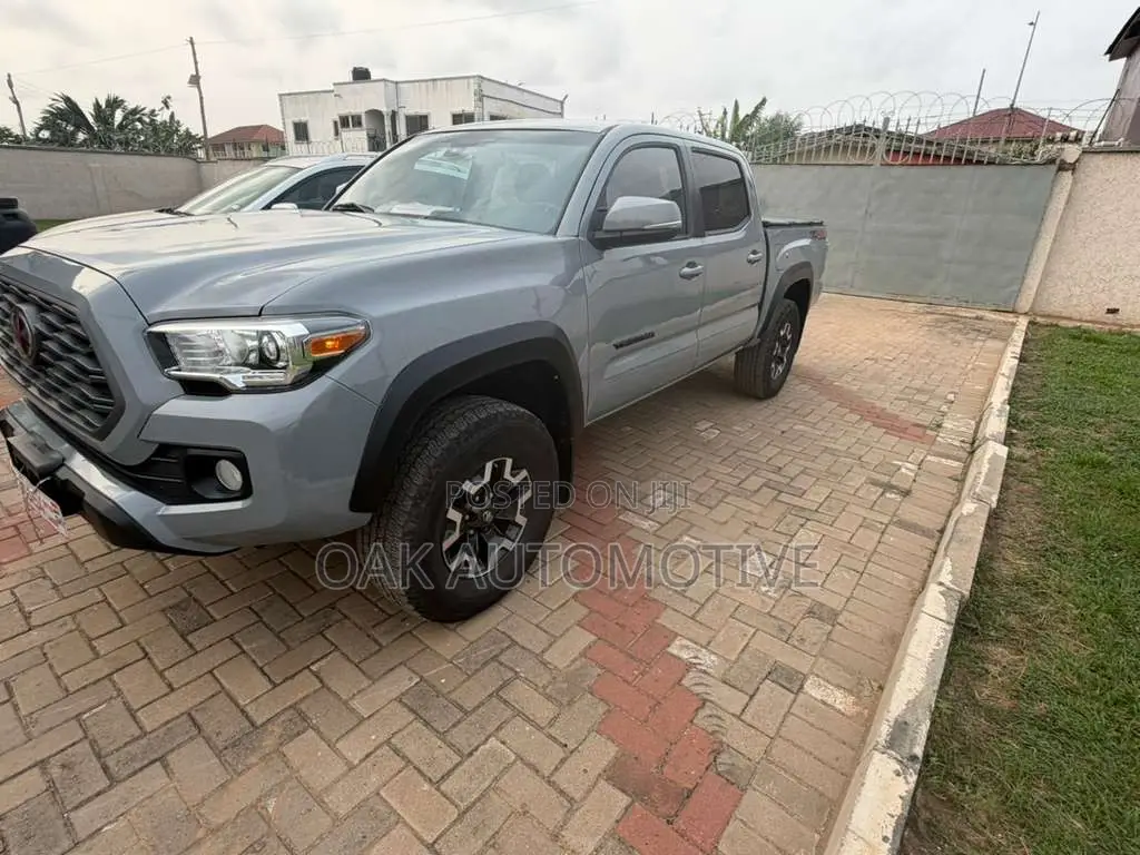 Toyota Tacoma TRD Sport V6 4x4 Double Cab 127.4 in. WB 2020 Gray