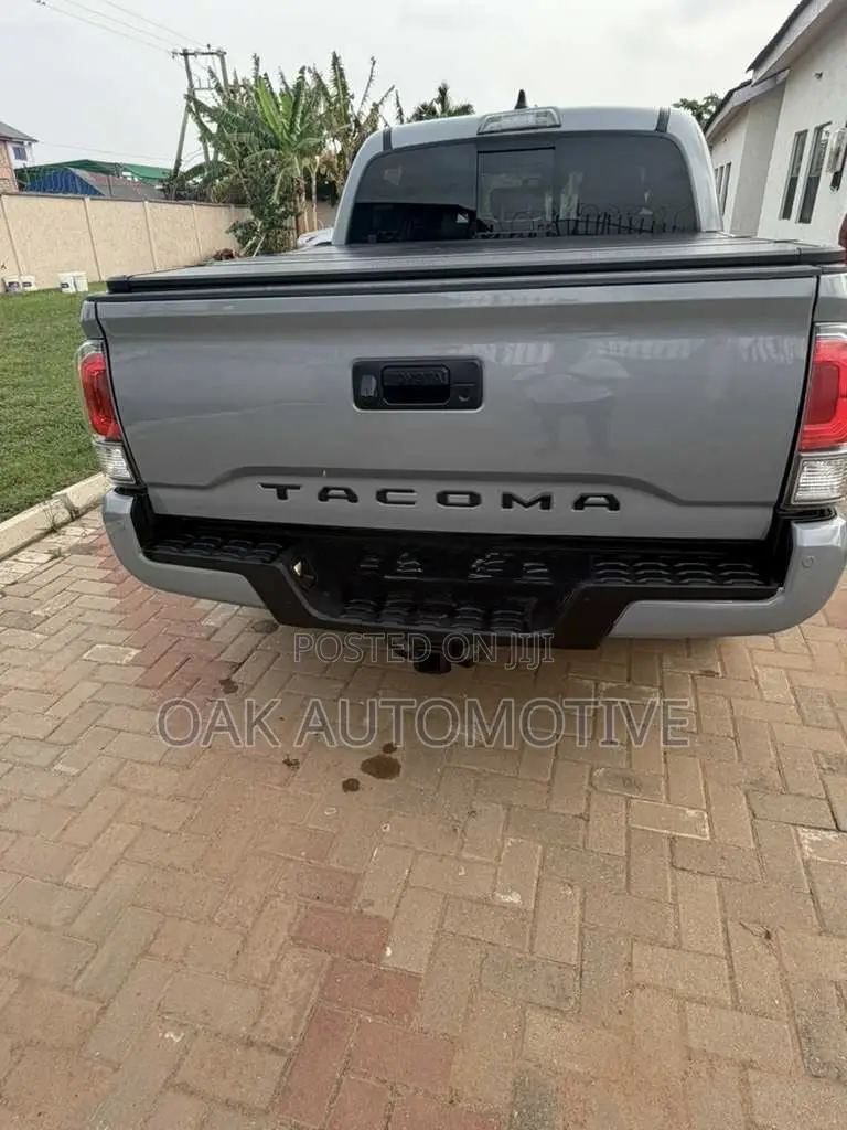 Toyota Tacoma TRD Sport V6 4x4 Double Cab 127.4 in. WB 2020 Gray