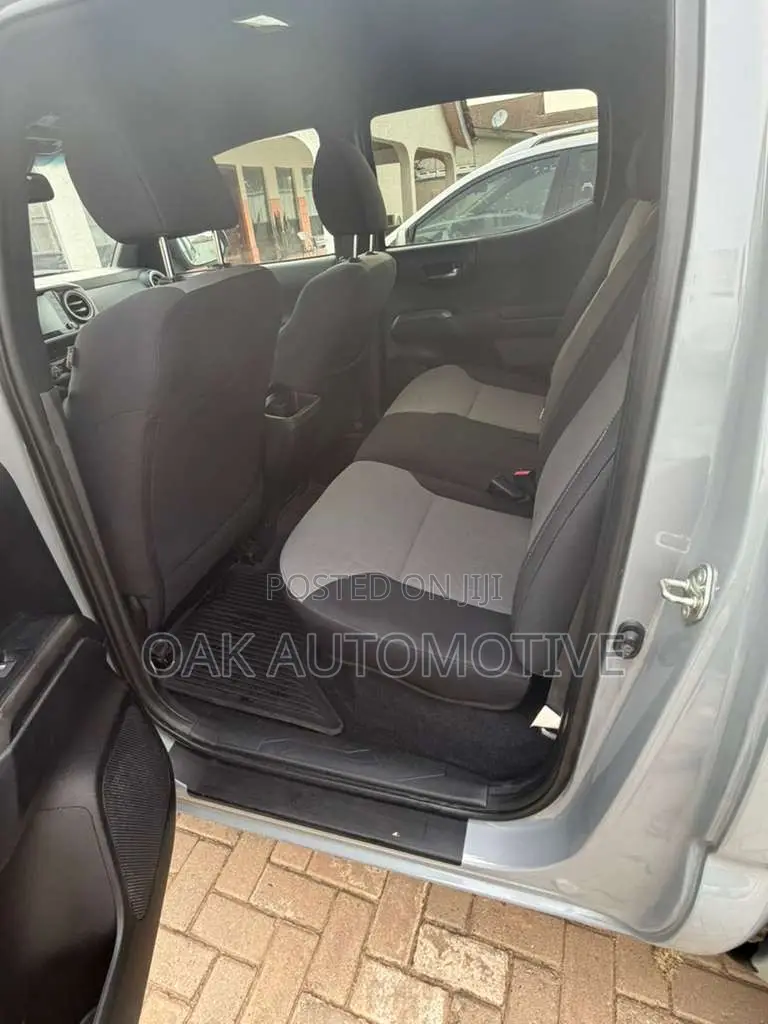 Toyota Tacoma TRD Sport V6 4x4 Double Cab 127.4 in. WB 2020 Gray