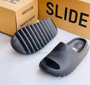 Adidas Yeezy Slides Black Color Available