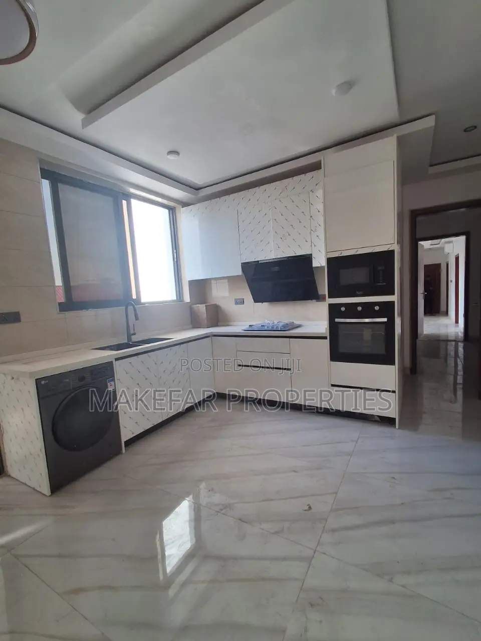 2bdrm Apartment in Adjiriganor for sale