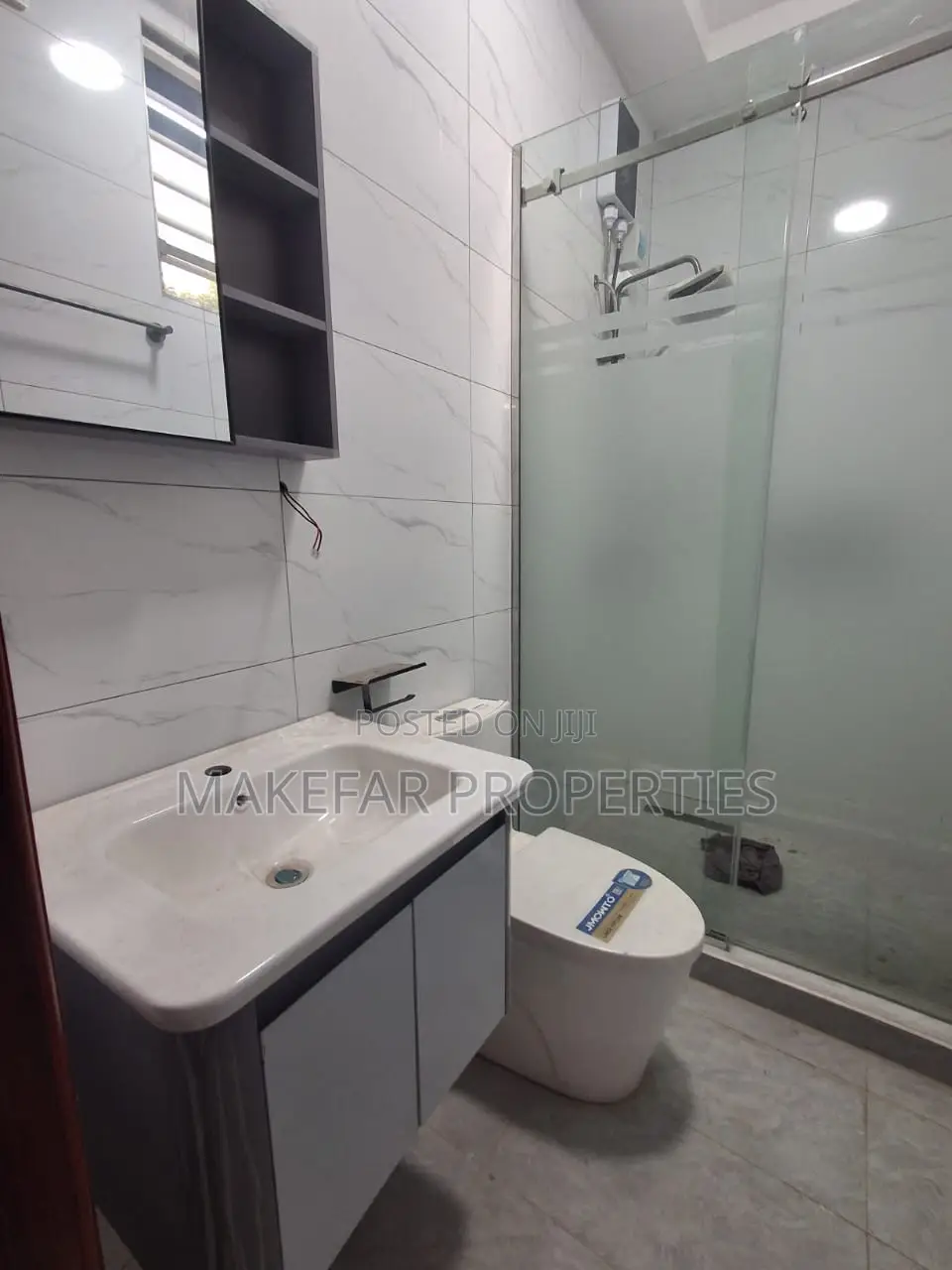 2bdrm Apartment in Adjiriganor for sale