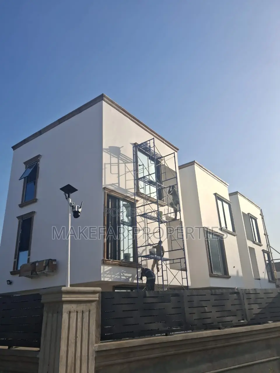2bdrm Apartment in Adjiriganor for sale