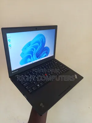Laptop Lenovo 8GB Intel Core i5 HDD 640GB