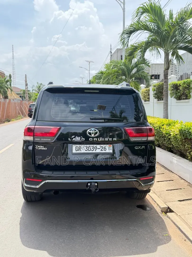 New V8 Available for Rent