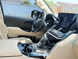 New V8 Available for Rent