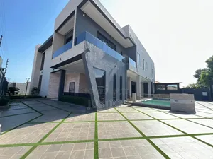 5bdrm House in East Airport for sale