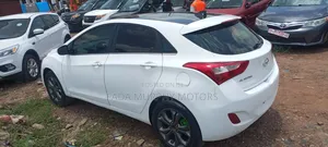 Hyundai Elantra GT 2013 White