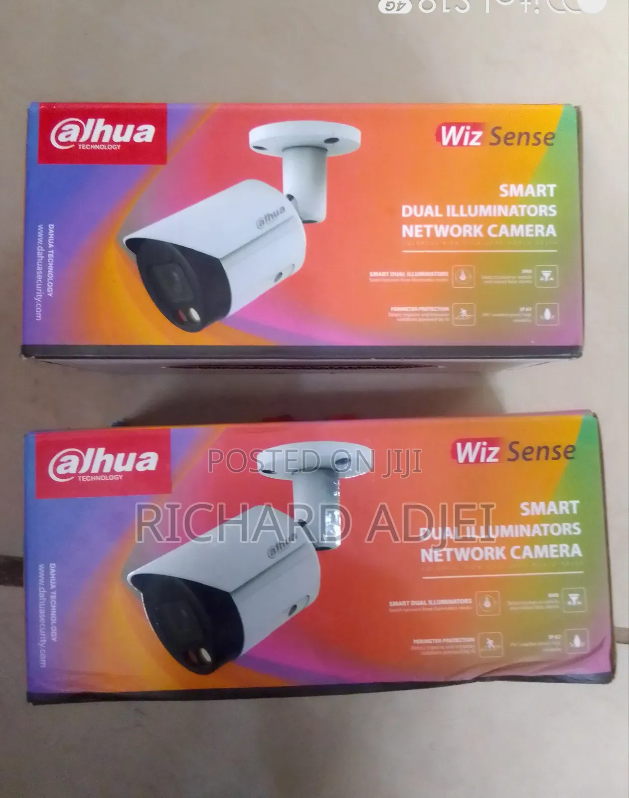 Smart Dual Illuminators Network Camera.