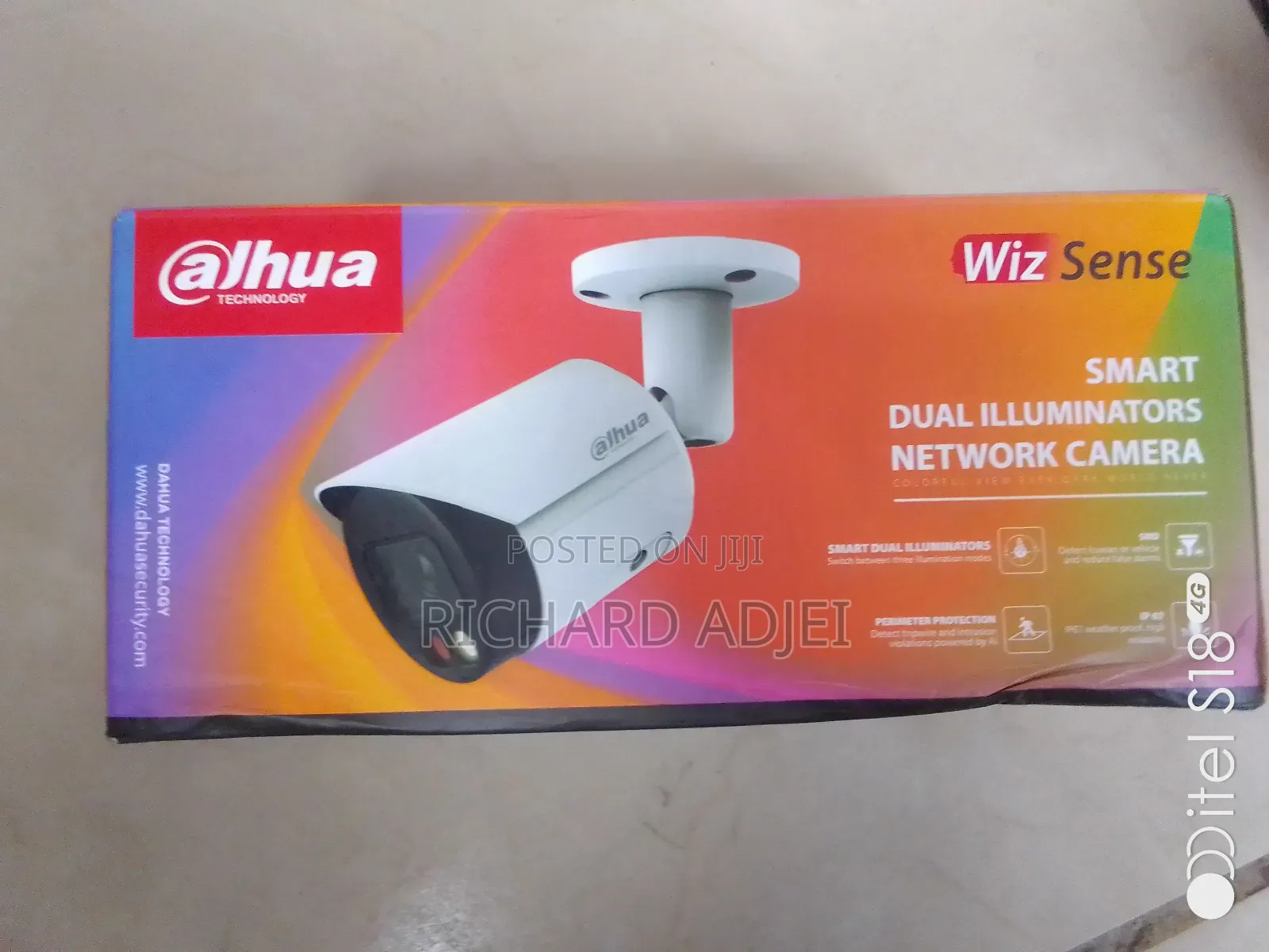 Smart Dual Illuminators Network Camera.